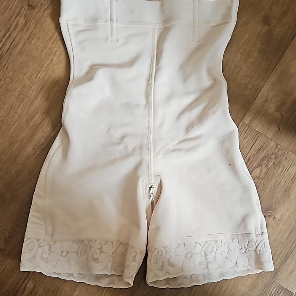Faja colombian - Cream